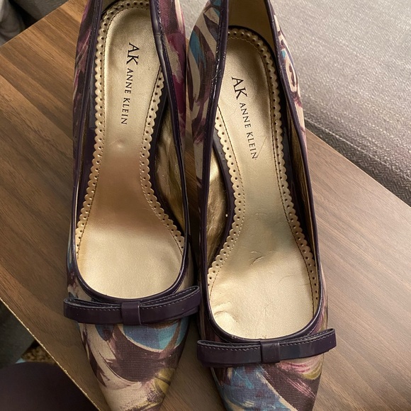Purple Swirl Anne Klein Size 10 Women’s Heel - Picture 5 of 5